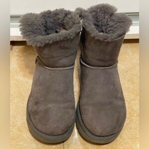 UGG Bailey Bow II Gray Suede Boots Womens 5 Slip On Sheepskin Mid-Calf Boot